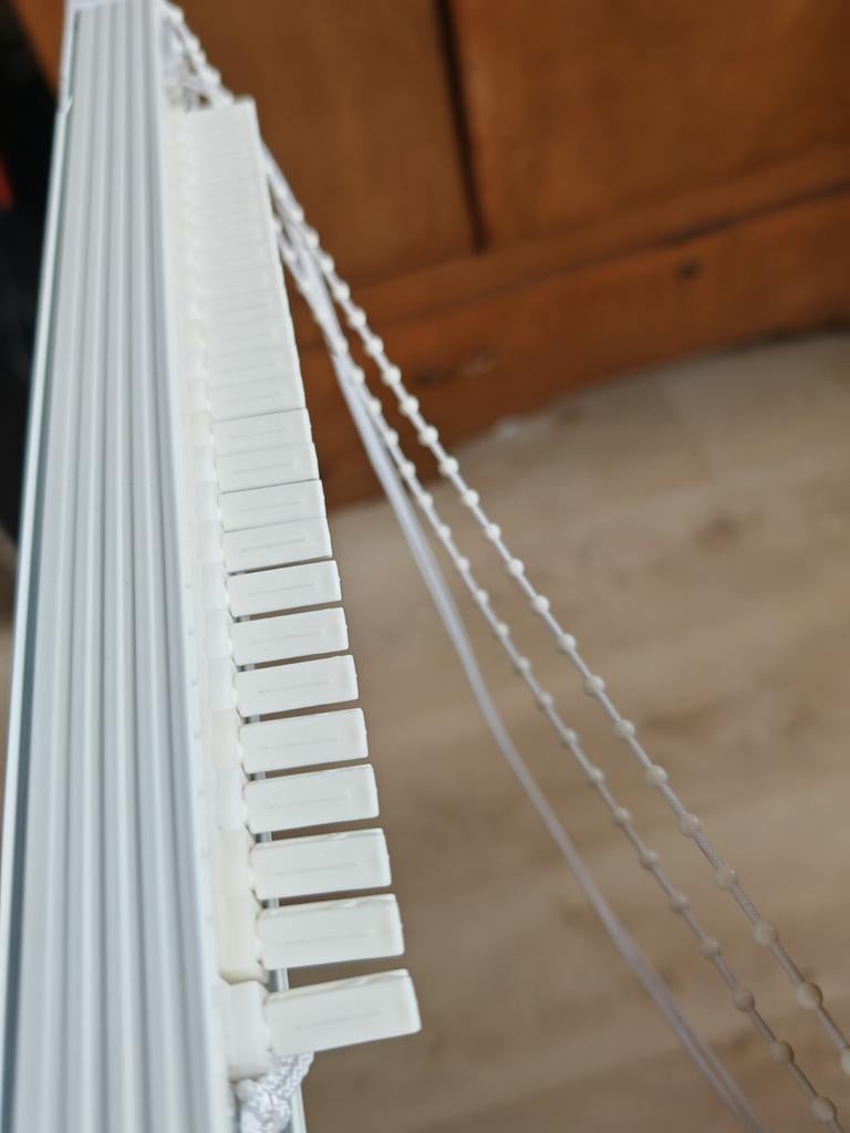 Lamellen rails 199cm, Huis en Inrichting, Stoffering | Gordijnen en Lamellen, Ophalen