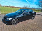 Nette BMW 330i aut. bj.'05 mooi rood leder! RUILEN OLDTIMER?, Automaat, Achterwielaandrijving, 258 pk, Zwart