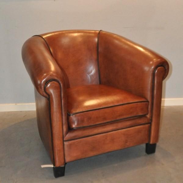 Nieuwe schapenleren fauteuil van Lounge Atelier (Tower), Huis en Inrichting, Fauteuils, Nieuw, Leer, 50 tot 75 cm, 75 tot 100 cm