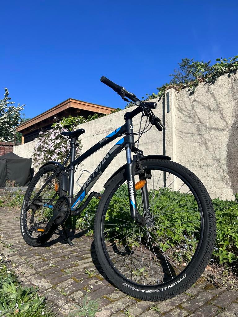 Sportieve fiets van Decathlon - B'Twin, 28 inch, Gebruikt, Vering, Velgrem