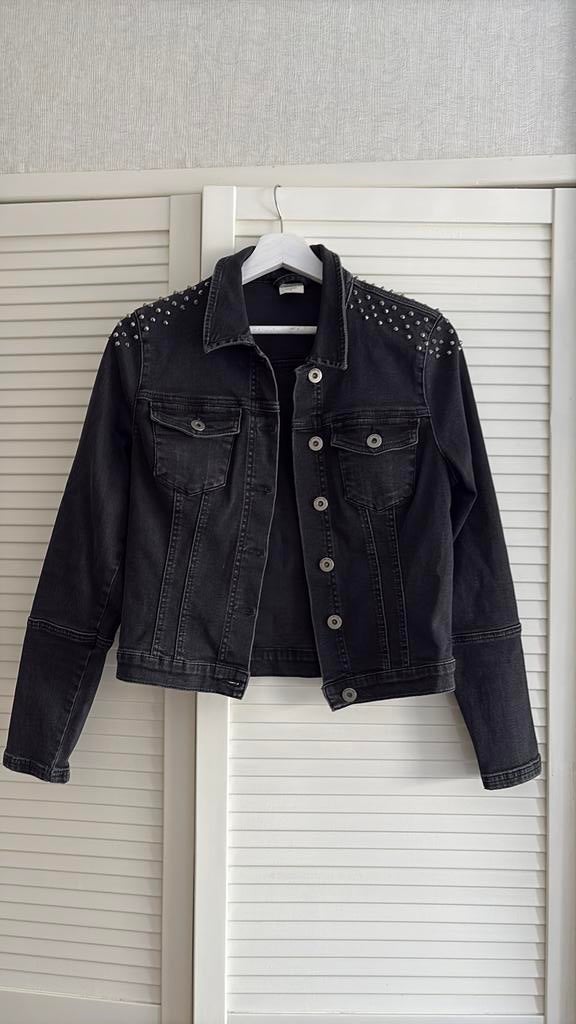 Vero Moda zwart spijkerjack met studs, Zwart, Ophalen of Verzenden, Jasje, Maat 36 (S)