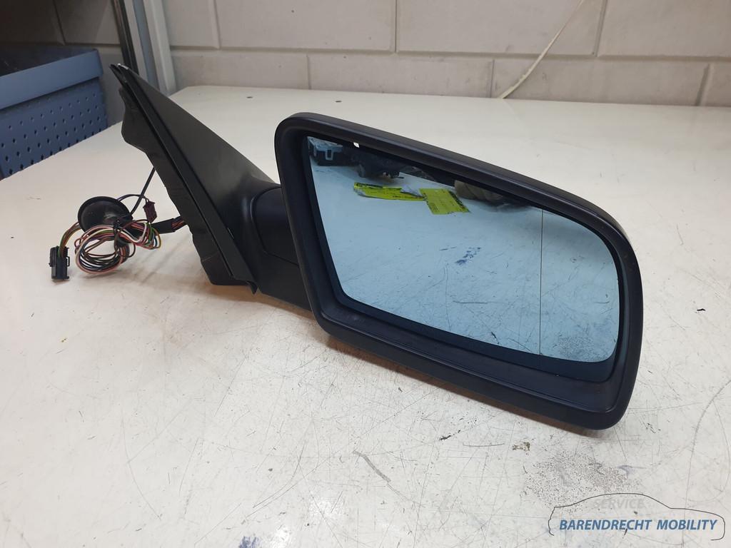 Buitenspiegel BMW E60 E61 5 serie 4+6+2 PIN rechts passagier, Auto-onderdelen, Spiegels, Petuelring 130
80788  Munich, DE, Gebruikt