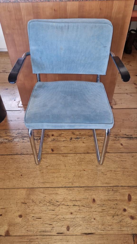 Zuiver Ridge Rib Eetkamerstoelen, Huis en Inrichting, Stoelen, Ophalen, Gebruikt, Blauw