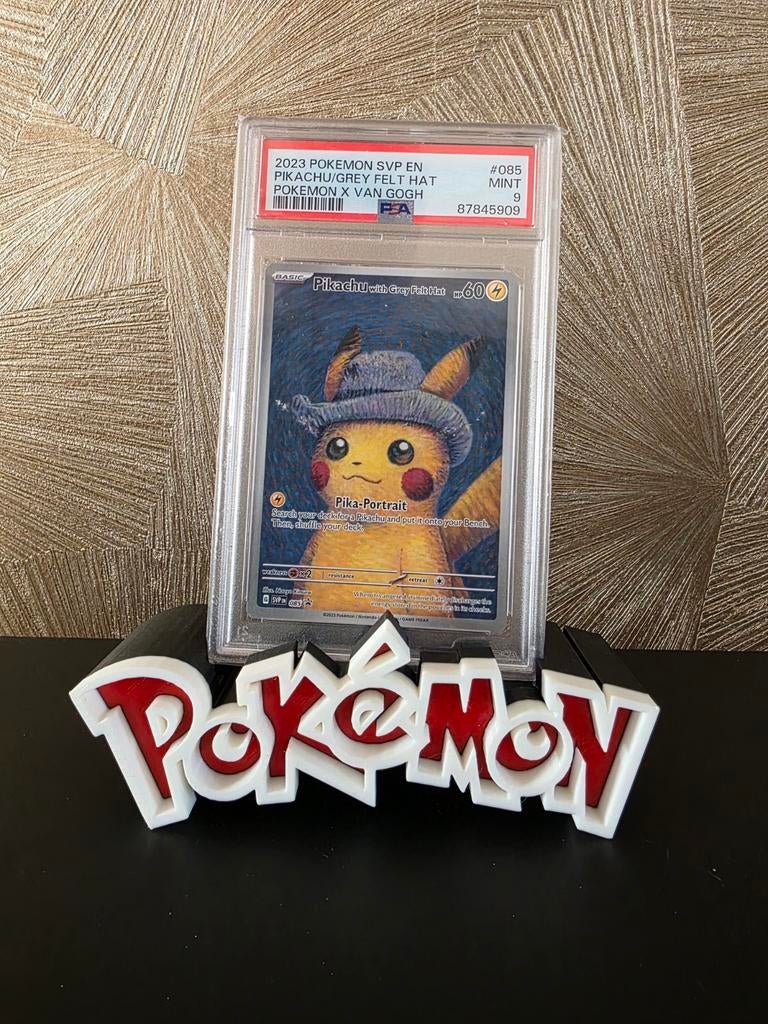 Pikachu met Grijze Vilten Hoed - Van Gogh PSA 9, Ophalen of Verzenden, Zo goed als nieuw, Losse kaart
