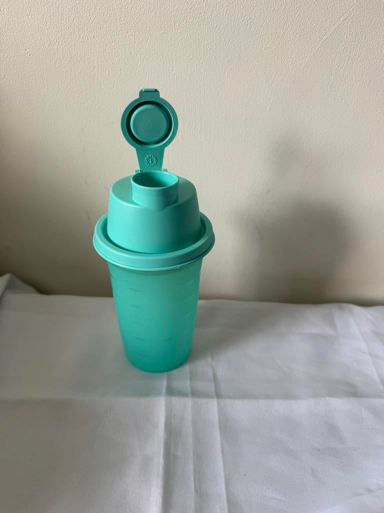 Tupperware Shaker 250 ml, Ophalen of Verzenden, Nieuw, Groen, Beker of Kan