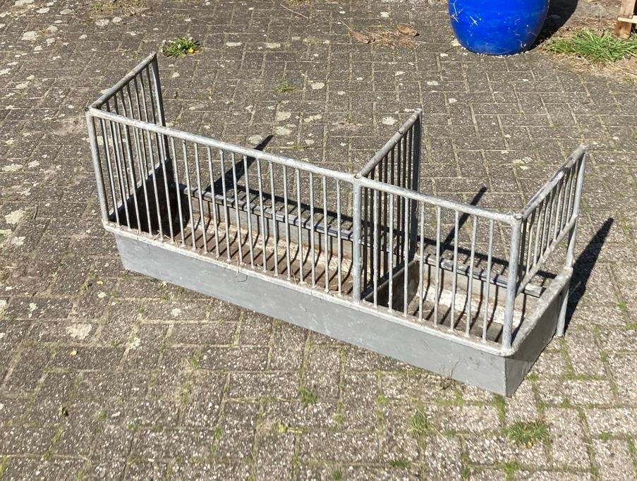 Degelijke verzinkte voederbakken, Ophalen, Gebruikt, Overige soorten
