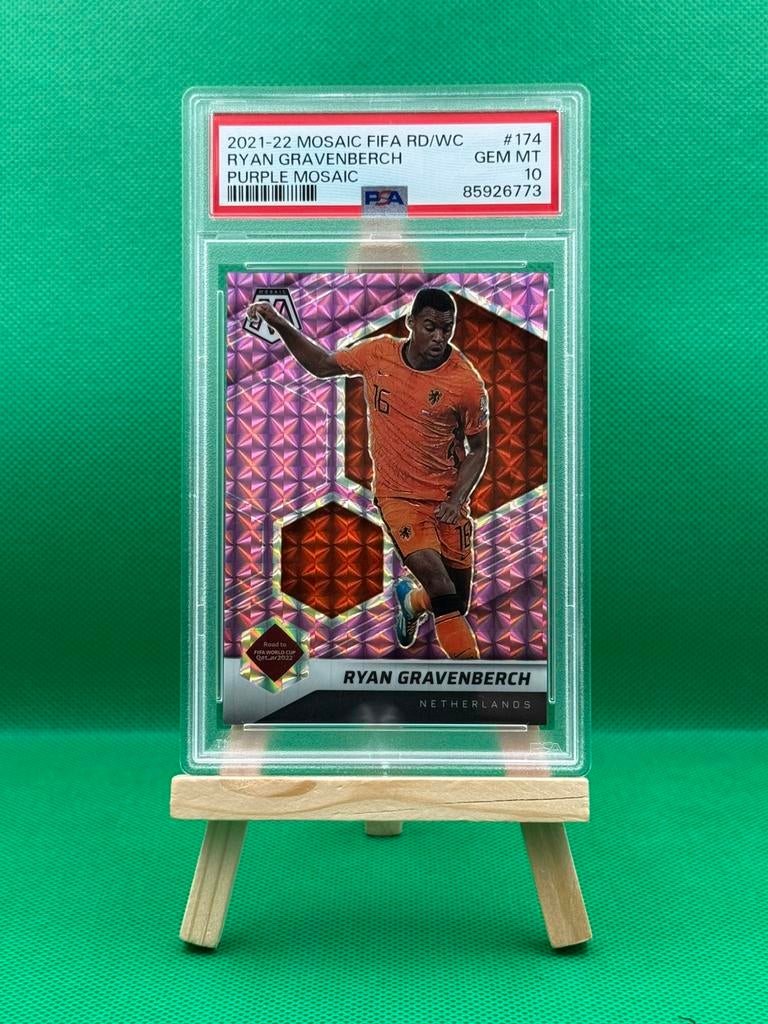 Ryan Gravenberch #174 Nederlands Panini 2021-22 /49 PSA 10, Ophalen of Verzenden, Zo goed als nieuw