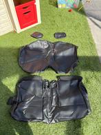 Zwarte kunstleren stoelhoezen set: c1/aygo/108., Ophalen of Verzenden, Zo goed als nieuw