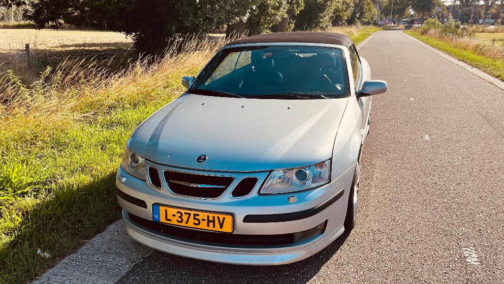 Saab 9-3 2.0T CABRIO, Hirsh tuning (feb. 2004), 1998 cc, 4 cilinders, Cabriolet, 4 stoelen