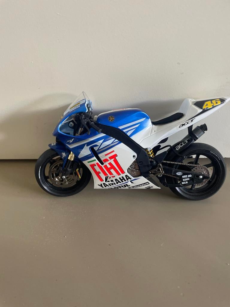 Rossi Motor Model - Yamaha YZR-M1 #46, Ophalen of Verzenden, Zo goed als nieuw, Motor