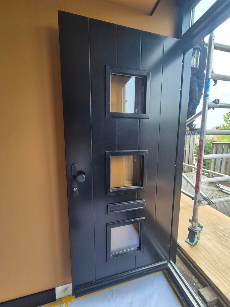 Hardhouten voordeur met 3-puntssluiting en valdorpel, Ophalen, Gebruikt, 80 tot 100 cm, Buitendeur