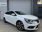 Renault Mégane Estate 1.2 TCe Bose [Camera|Keyless|Dodehoek, Voorwielaandrijving, Gebruikt, 4 cilinders, Leder en Stof
