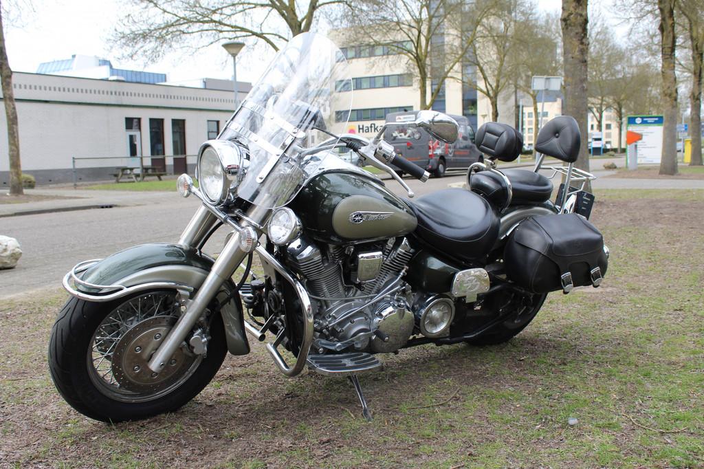 Yamaha VP 300 wild star 1600, Motoren, Motoren | Yamaha, Chopper, Bedrijf, Meer dan 35 kW, 1602 cc