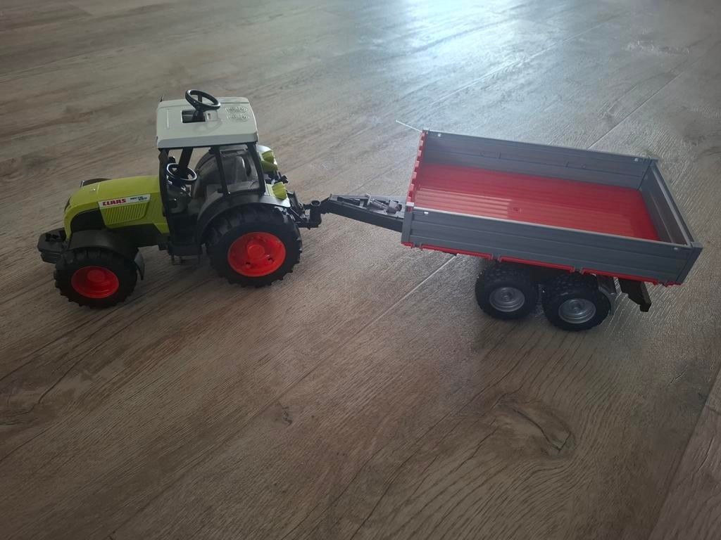 Bruder tractor Claas + Bruder aanhanger met schotten, Ophalen of Verzenden, Zo goed als nieuw, Overige merken