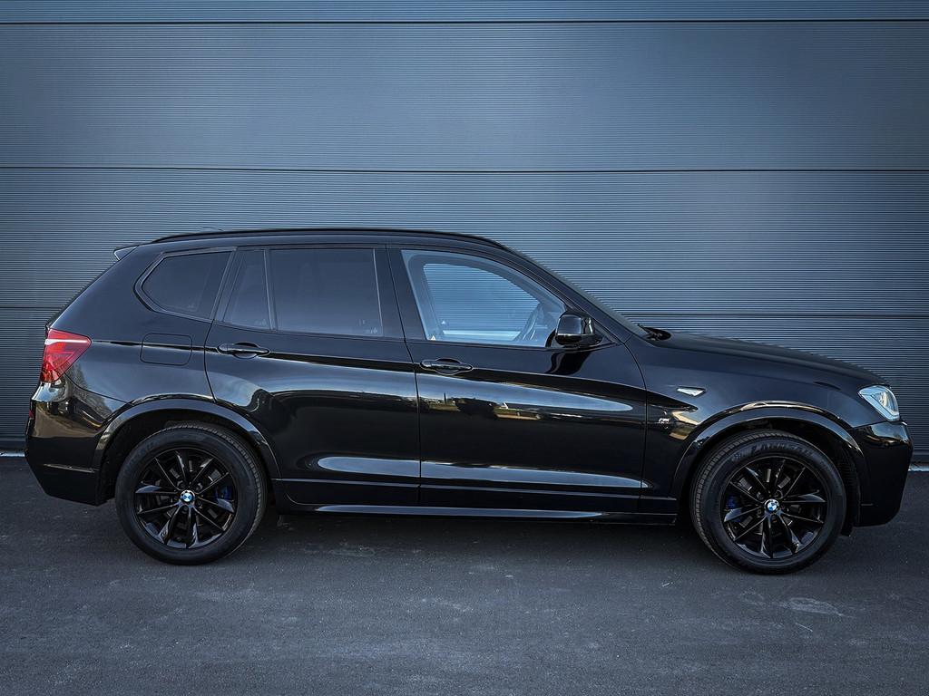 BMW X3 BMW X3 sDrive20i High Executive M Sport Edition, Pano, Achterwielaandrijving, Gebruikt, 4 cilinders, 2000 kg