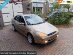 Ford Focus 1.8-16V Ghia, Auto's, Gebruikt, 4 cilinders, Startonderbreker, Beige