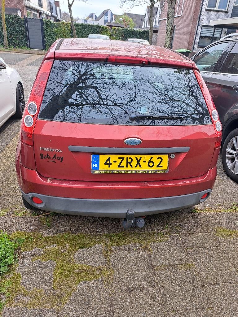 Ford Fiësta 1.3 8V 3DR 2006 Rood, 1299 cc, Stof, 40 €/maand, 4 cilinders