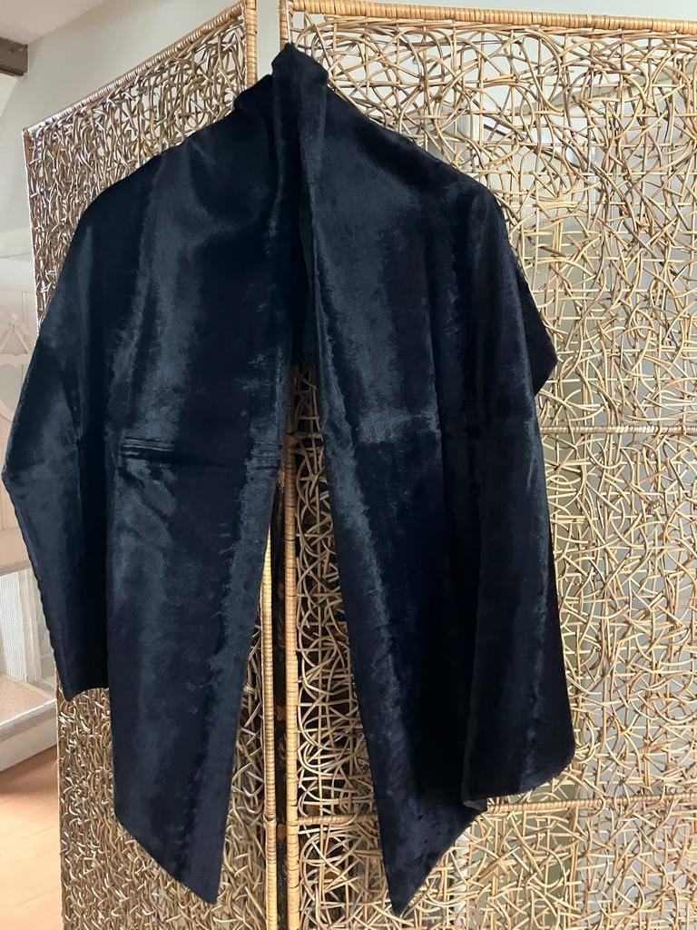 Feestelijke fluwelen omslagdoek, Kleding | Dames, Ophalen of Verzenden, Zo goed als nieuw, Maat 42/44 (L), Zwart