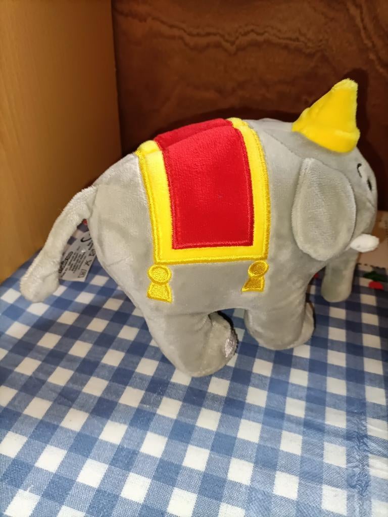 Tumbi de olifant knuffel van Bumba 18 cm groot, Kinderen en Baby's, Speelgoed | Thomas de Trein, Ophalen of Verzenden, Zo goed als nieuw