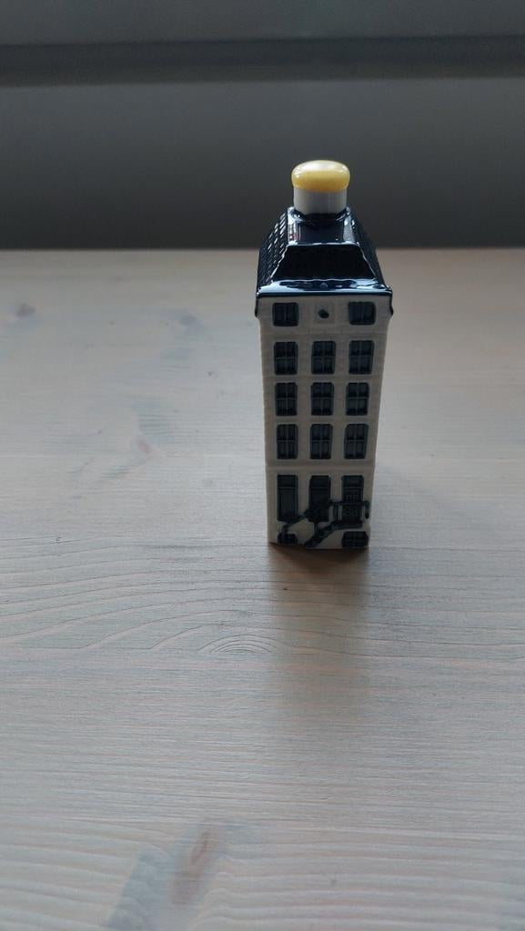 KLM huisje nr 57, Verzamelen, KLM Huisjes, Ophalen of Verzenden, Zo goed als nieuw, 41 t/m 60, Gevuld