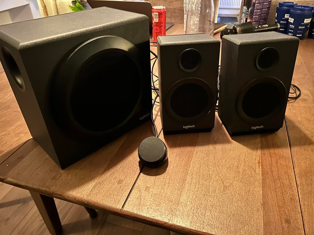 Logitech 2.1 speakerset, Gebruikt, 60 tot 120 watt, Front, Rear of Stereo speakers, Ophalen