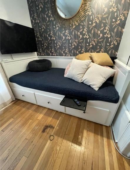 Ikea Hemnes bedbank/uitschuifbed, 85 tot 100 cm, Gebruikt, Ophalen of Verzenden, Matras