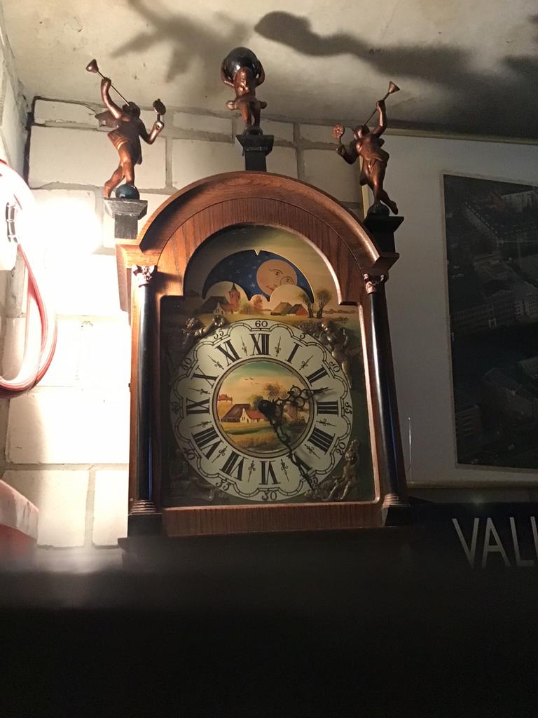 4 klokken en 3 barometers in een koop, Antiek en Kunst, Ophalen