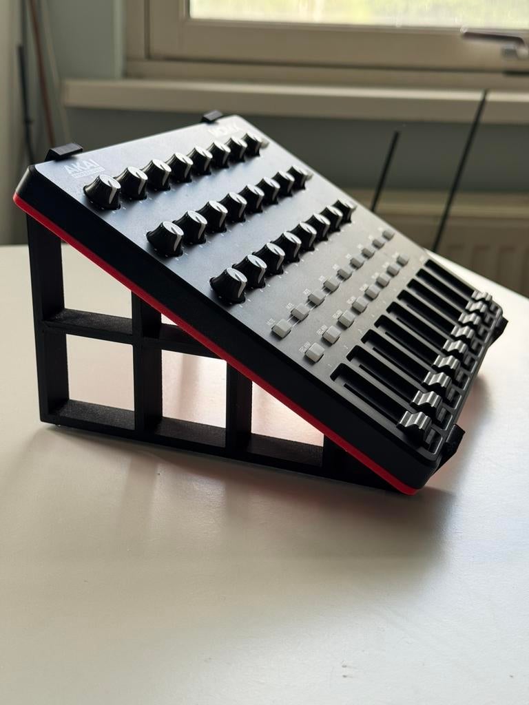 AKAI MIDIMIX + Inclusief Stand, Ophalen, Nieuw