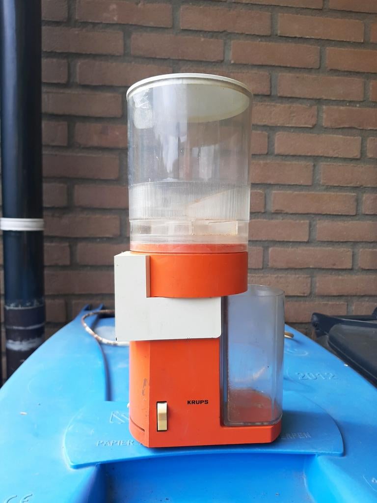 Koffiemolen Krups, Ophalen