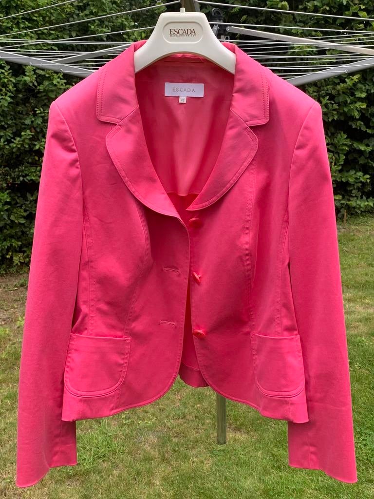 Roze jasje van Escada maat 42, Ophalen of Verzenden, Zo goed als nieuw, Maat 42/44 (L), Roze