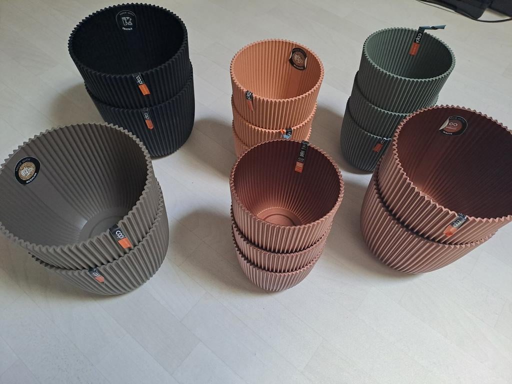 Capi Europe bloempot binnen/buiten(alles voor 80 euro), Kunststof, Rond, Nieuw, Ophalen of Verzenden