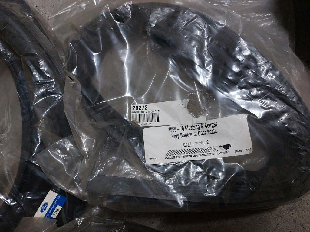 Raamrubbers Mustang 69-70 Fastback - Nieuw in verpakking, Ophalen of Verzenden