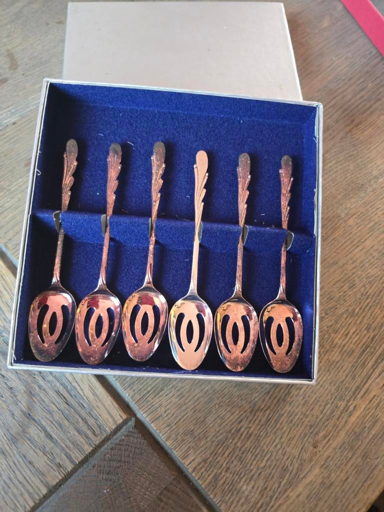 6 zilveren theelepels van Melkunie, Ophalen of Verzenden