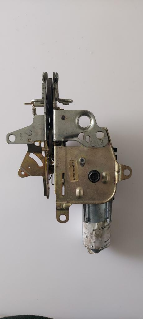 Slotmechanisme met motor Mercedes W124, Niet ingevuld, Mercedes-Benz, Niet ingevuld, Ophalen of Verzenden