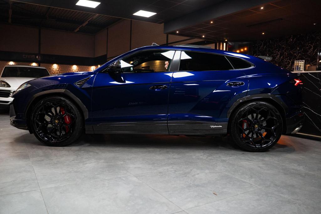Lamborghini URUS Performante FULLCARBON|AKRA|B&O|PANO, Auto's, Lamborghini, Automaat, Urus, Blauw, Alcantara