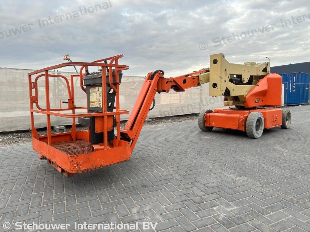 JLG E400 AJPN knik-telescoop hoogwerker E400 AJPN, JLG EMEA B, Info@jlg.com, Galvanistraat 7
6716 AE  Ede, NL