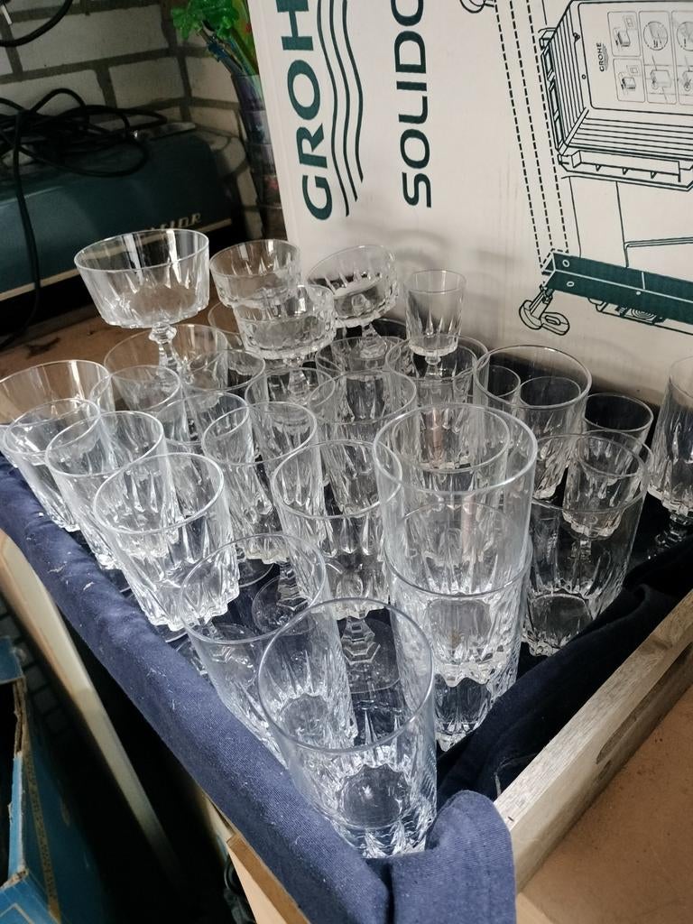 Glasservies kristal. 35 delig., Verzamelen, Glas en Borrelglaasjes, Ophalen, Zo goed als nieuw, Overige typen