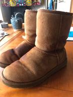 UGG Laarzen - maat 39, Ophalen of Verzenden, Gedragen, Bruin, Lage of Enkellaarzen