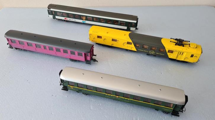 Aparte SBB  rijtuigen, Hobby en Vrije tijd, Modeltreinen | H0, Zo goed als nieuw, Wagon, Gelijkstroom, Overige merken, Verzenden
