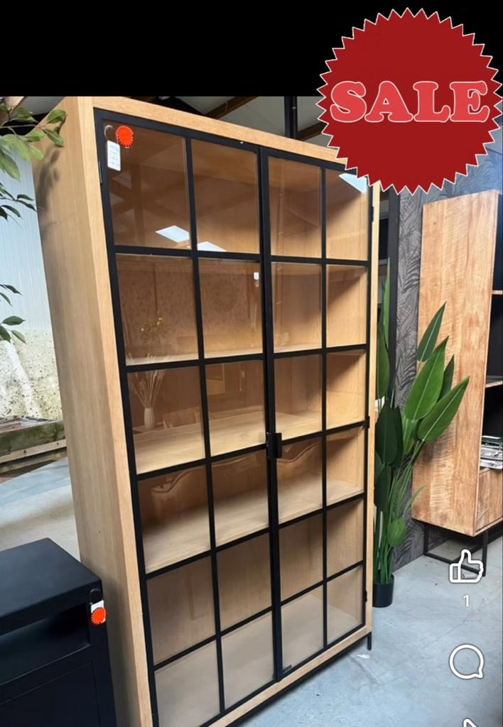 Wandkast Oak Showroommodel - Nu met hoge korting!, Ophalen, 100 tot 150 cm, 200 cm of meer, Eikenhout