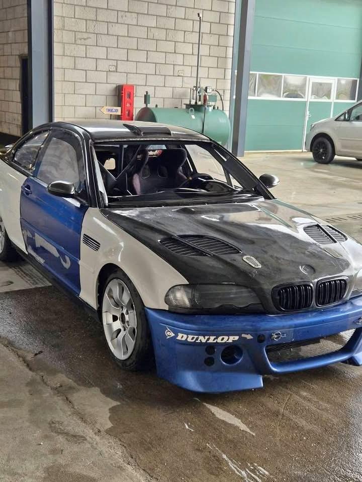 BMW E46 circuit auto, Auto's, BMW, Particulier, 3-Serie, Benzine, Handgeschakeld, Achterwielaandrijving, Ophalen