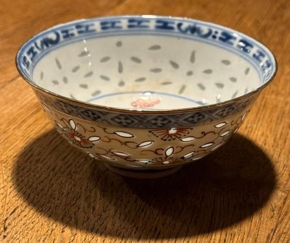 Vintage rijstkommetje van Chinees ‘rijstkorrel’ porselein, Antiek en Kunst, Ophalen of Verzenden