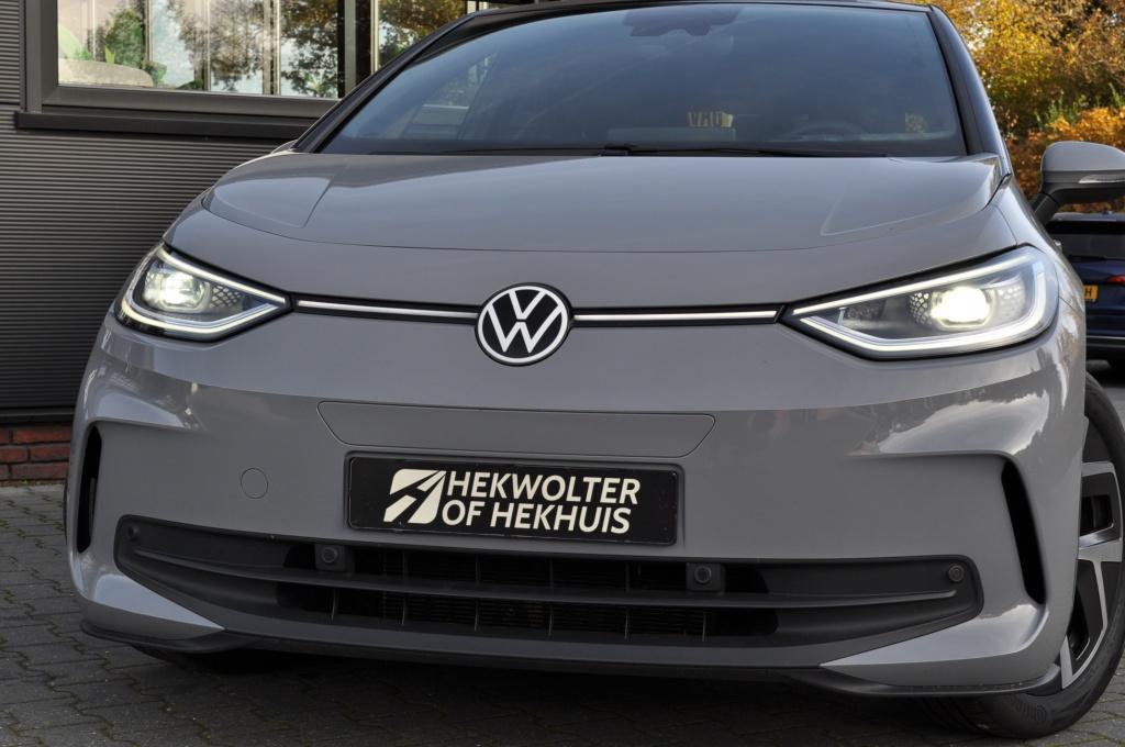 Volkswagen ID.3 Pro Business 59 kWh (bj 2023, automaat), 0 cilinders, Gebruikt, 1715 kg, 375 min