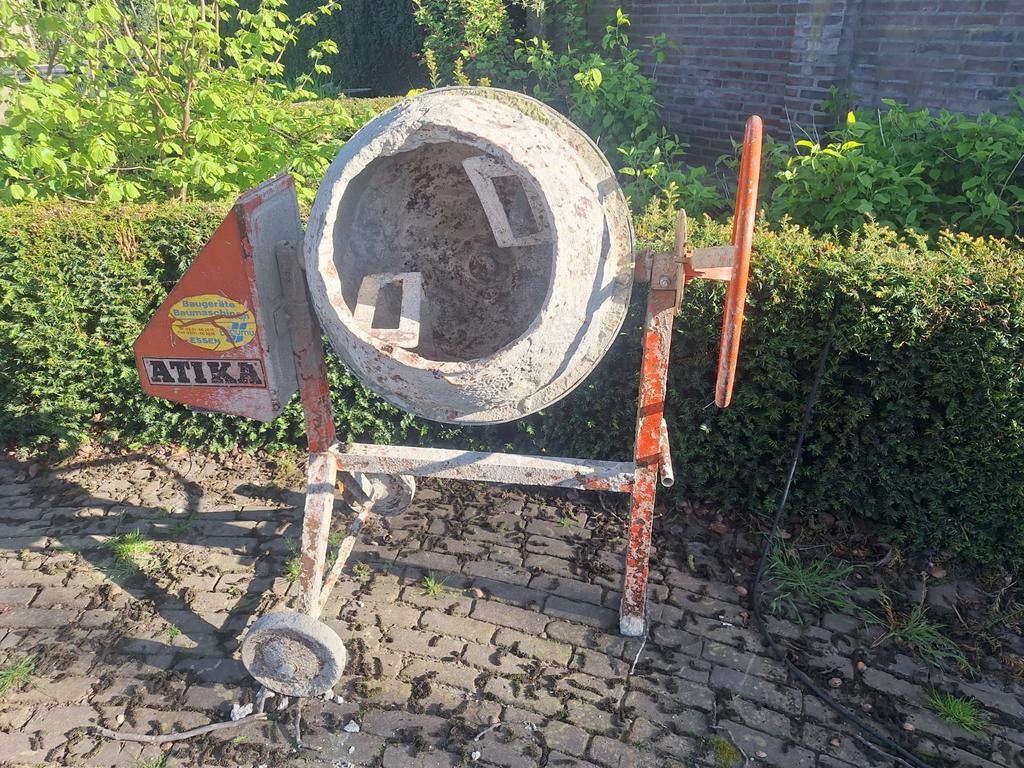 Atika Eurostar Betonmolen - Betrouwbaar en Robuust, Doe-het-zelf en Verbouw, Betonmolens, Ophalen, Gebruikt