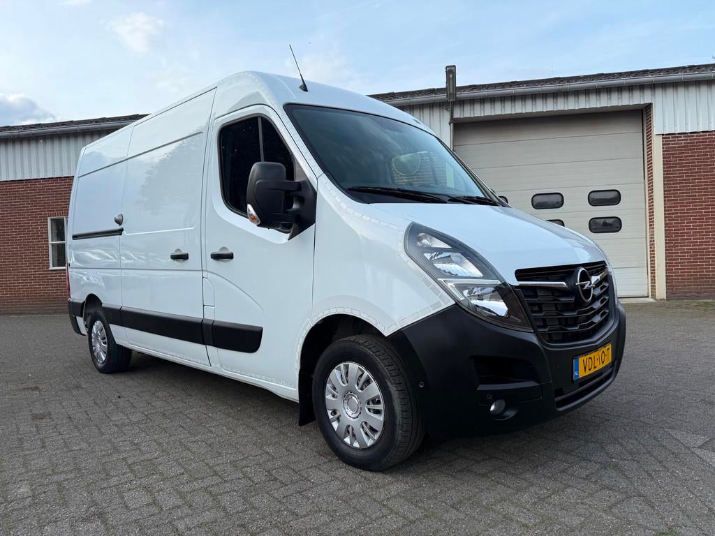 Opel Movano 2.3 Turbo L2H2 180PK leer camera airco cruise, Auto's, Voorwielaandrijving, 15 km/l, Gebruikt, Euro 6