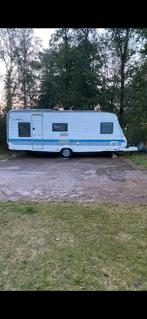 Hobby 560 KMFE met stapelbed, Rondzit, Hobby, Luifel, Particulier