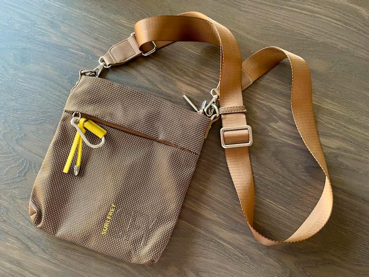Suri Frey schoudertas Nieuw!, Sieraden, Tassen en Uiterlijk, Tassen | Schoudertassen, Nieuw, Overige merken, Bruin, Ophalen of Verzenden