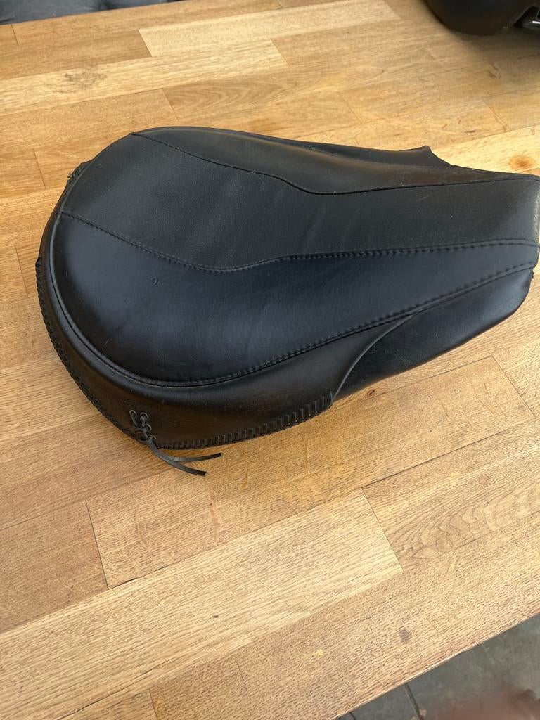 Harley Davidson origineel zadel voor een softail, Ophalen of Verzenden, Gebruikt