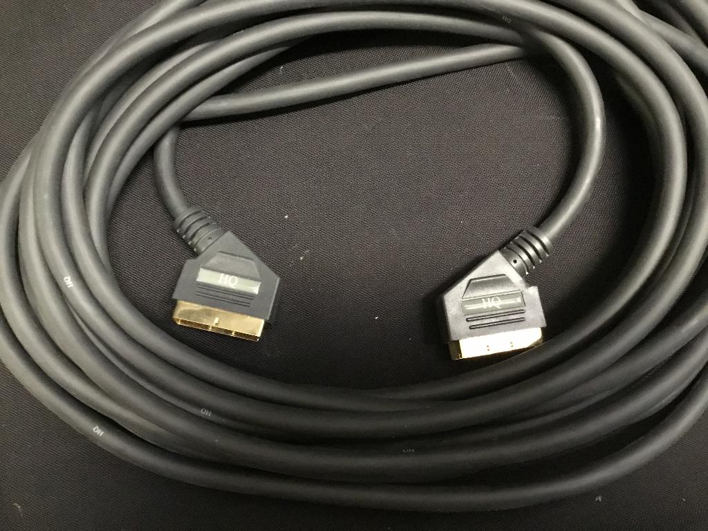 HQ scartkabel 10 meter, Audio, Tv en Foto, Audiokabels en Televisiekabels, Ophalen of Verzenden, Zo goed als nieuw, 10 meter of meer