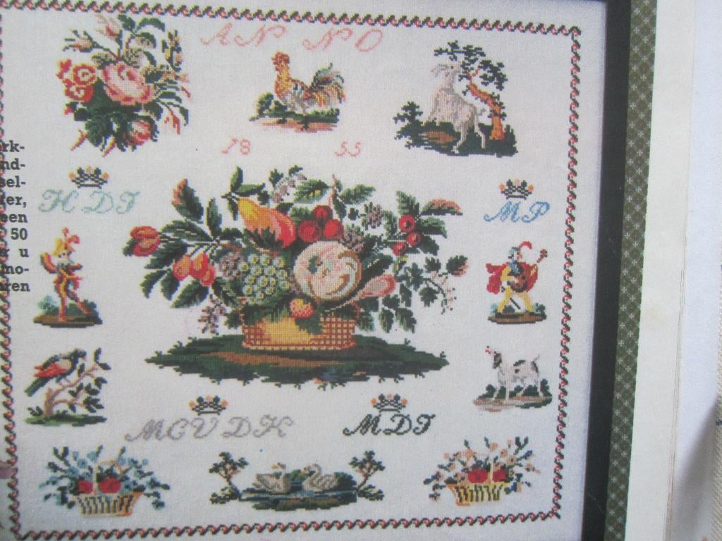 borduur borduren klassieke MERKLAP in modern jasje, Ophalen of Verzenden, Zo goed als nieuw, Handborduren, Patroon